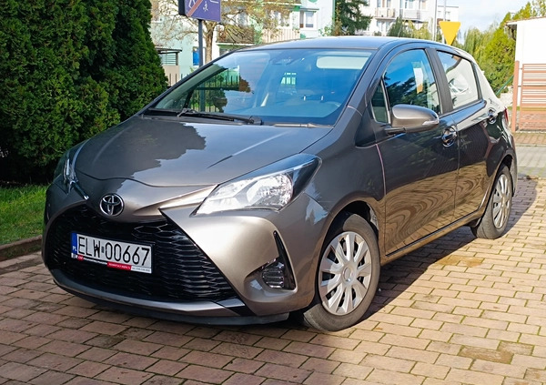 Toyota Yaris cena 45200 przebieg: 112340, rok produkcji 2020 z Szamotuły małe 79